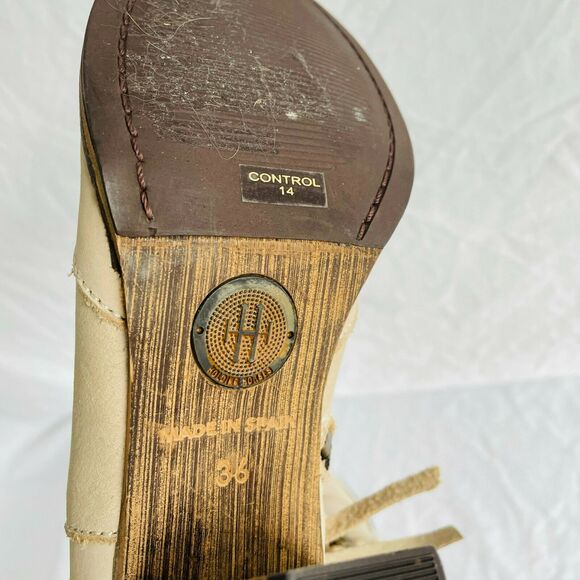 Holding Horses Buckled Triad Booties Block Heel Ivory Leather Boots Size 36 6 - Picture 7 of 9